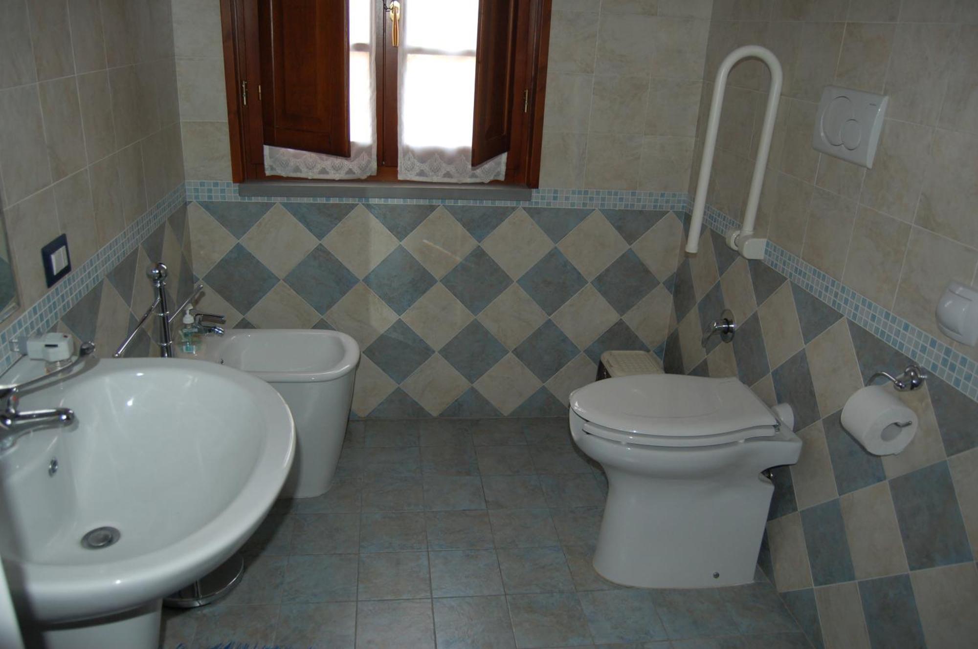 Agriturismo "Le Rondinelle" Valiano Kamer foto