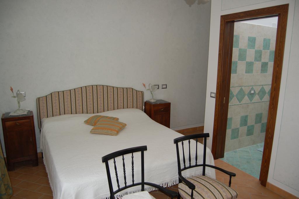 Agriturismo "Le Rondinelle" Valiano Kamer foto